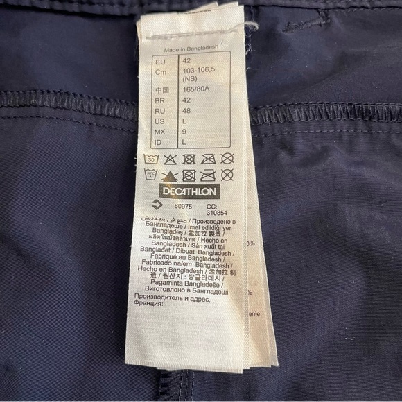 Quechua Decathlon Shorts Navy
 with Teal Accents Women’s size Large - Picture 8 of 9